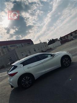 إنفينيتي QX30